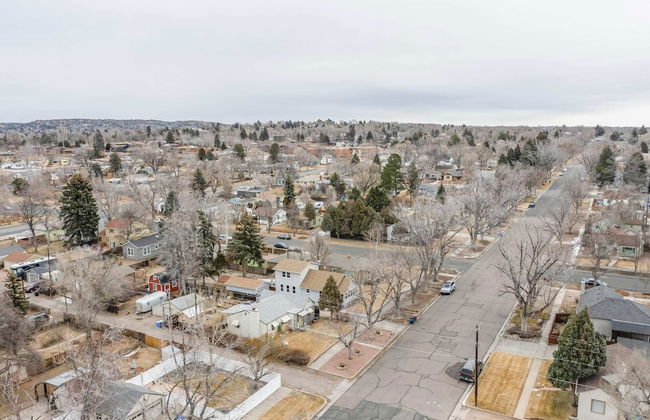 2BR Central Location Big Backyard & Dog Friendly! - Foto 48
