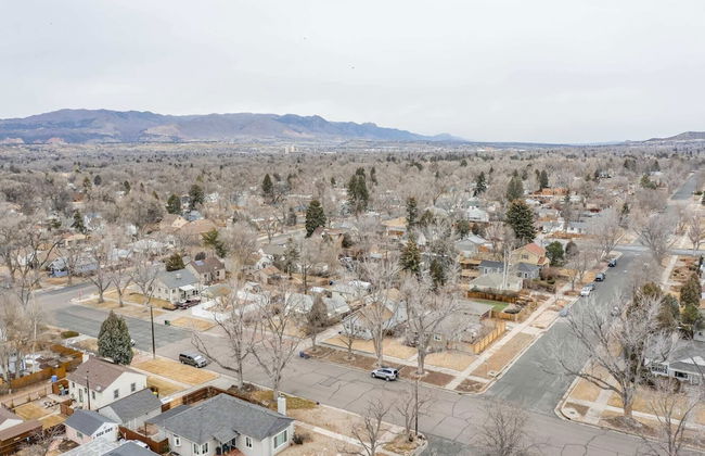 2BR Central Location Big Backyard & Dog Friendly! - Foto 49