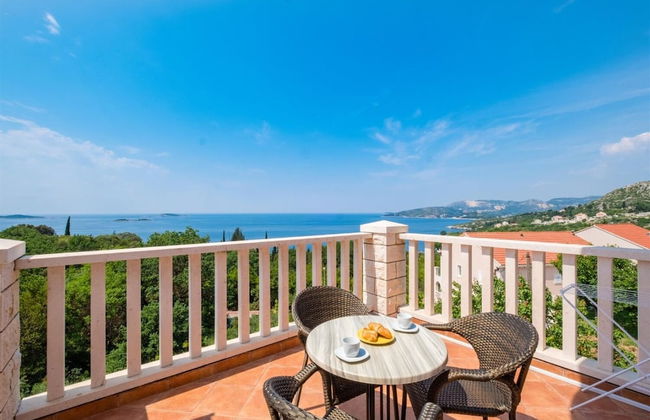 Villa Bouganvillea - sea View & Garden - A1 Deluxe - Foto 1