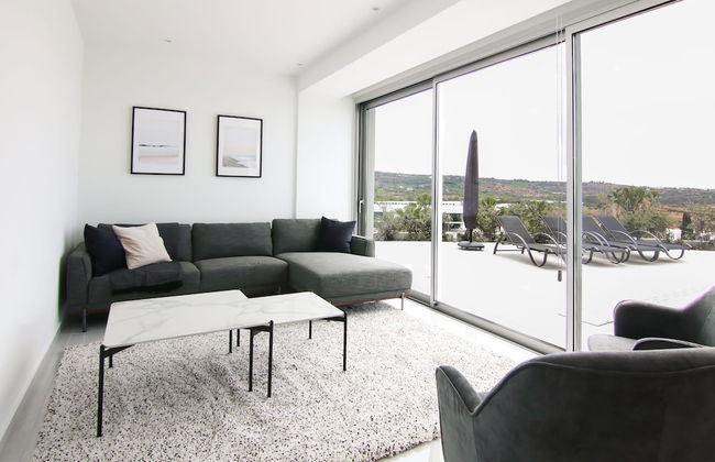 Phaedrus Living: Luxury Seaview Coral Bay Villa - Photo 15