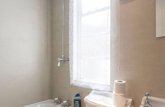 Host Stay Victoria Gardens - Photo 37