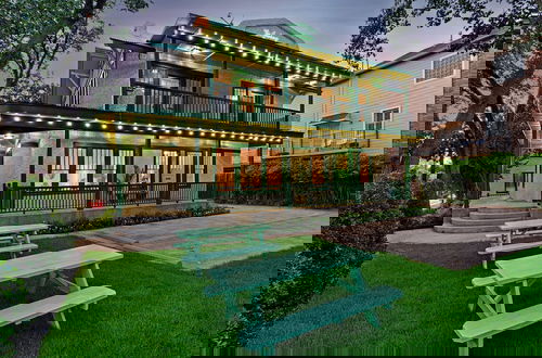 Photo 23 - Greenhouse Uptown