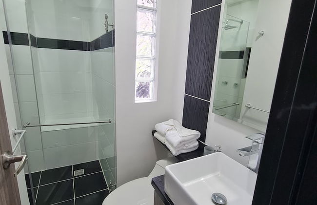 404 Moderno Aparta-Suite en Versalles Tipo Loft - Cali Tower Suites & Lofts - Foto 43