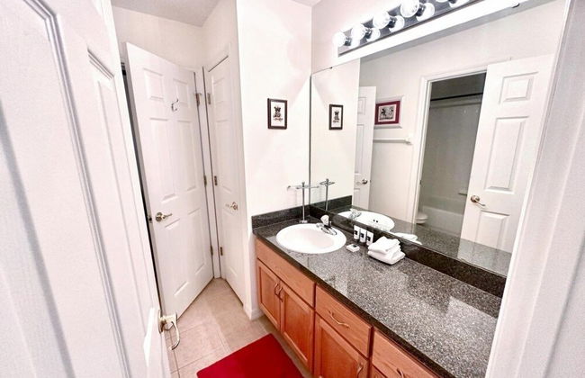 Cozy 4 Bed Pool Home With Game Room 4 Bedroom Home by RedAwning - Foto 22