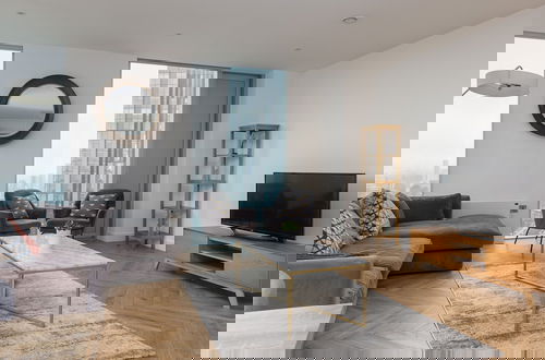 Foto 13 - Chic Flat for Modern Living