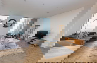 Foto 3 - Chic Flat for Modern Living