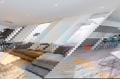 Foto 4 - Chic Flat for Modern Living