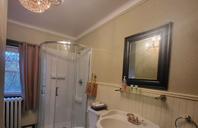 Luxe Hometel - Photo 11