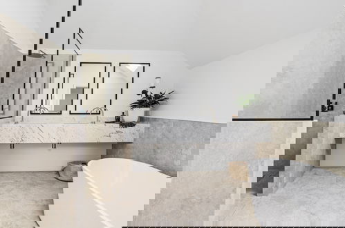 Foto 9 - Maple Suite, Berry - by Linnaeus Collection
