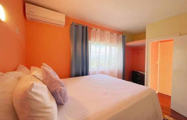 Skyline Suites 2 Queen bedroom 2 Condo by RedAwning - Photo 4