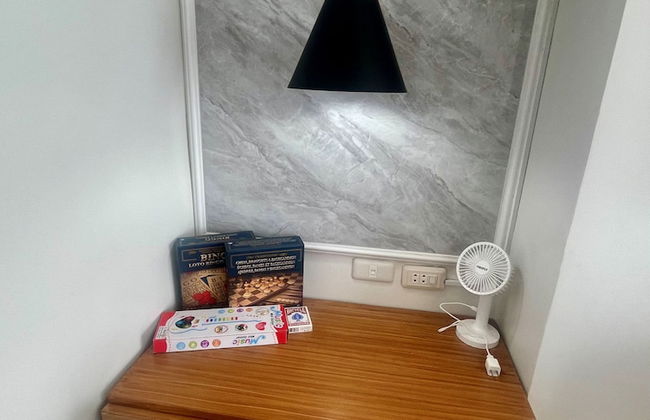 Mesavirre Bacolod | Elegantly Furnished 1BDM w/Balcony @ LOPEZ LUX. - Photo 46