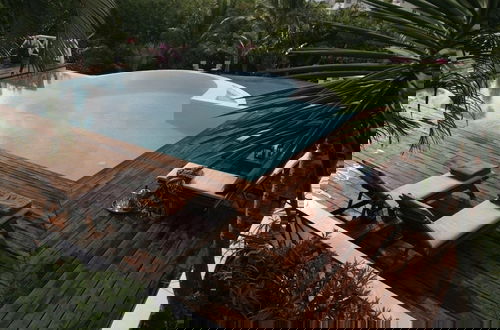 Foto 16 - Beautiful Caribbean Style 2-bed Family Villa - Villa Kessi 2 Bedroom Villa by RedAwning