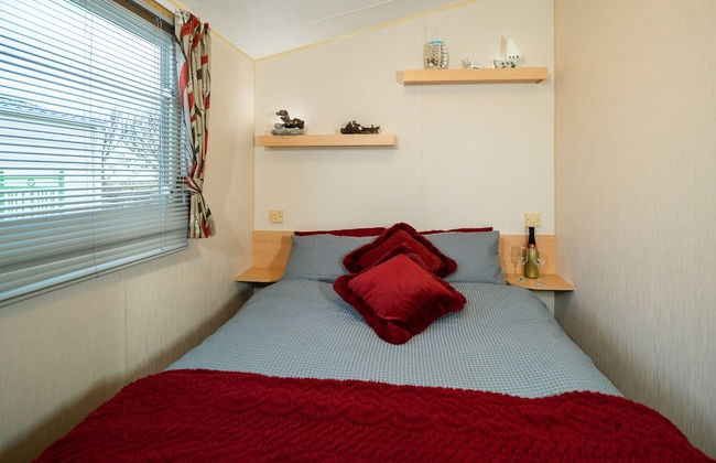 Inviting 3-bed Caravan on Sand Le Mere, Tunstall - Foto 2