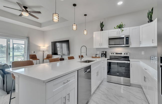 Serene Golf View Retreat 3 Bedroom Duplex by RedAwning - Foto 11