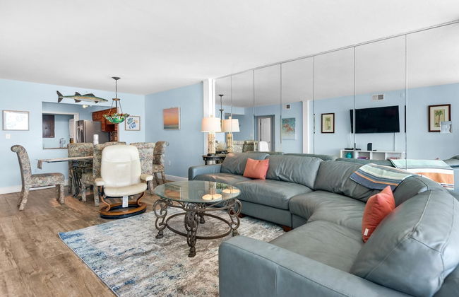 Shoreline Towers 3063 - Photo 1
