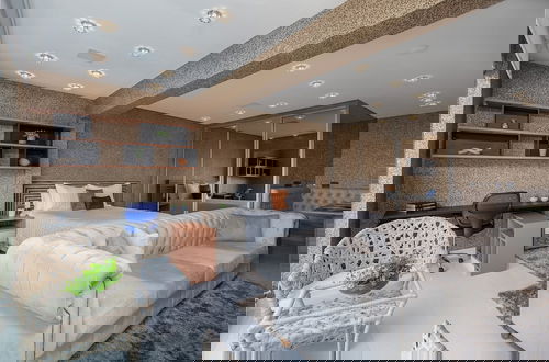 Foto 9 - Composite Des Arts