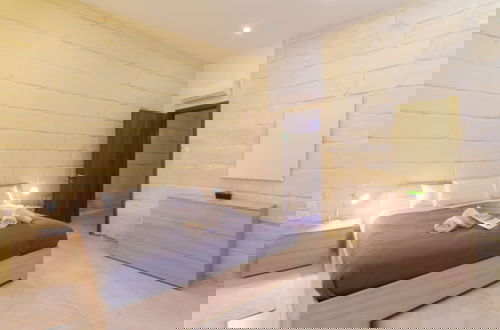 Foto 2 - Maltese Stone Apt 100mt From Sea Sliema