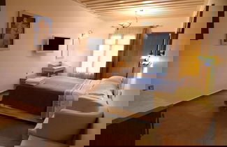 Foto 3 - Messaria Hotel