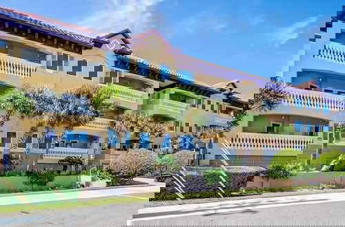 Photo 30 - Deluxe Condo at the heart of Main Beach by RedAwning