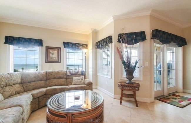 Deluxe Condo at the heart of Main Beach by RedAwning - Foto 11