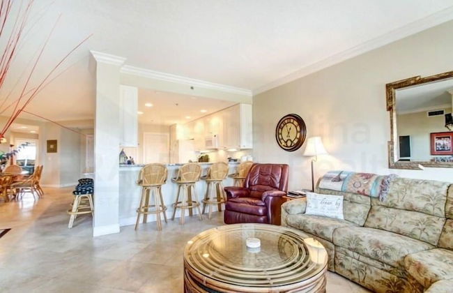 Deluxe Condo at the heart of Main Beach by RedAwning - Foto 12