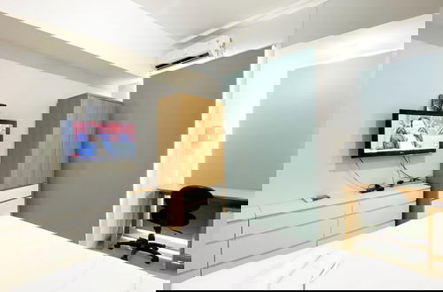 Foto 5 - Modern Design Studio At Vasanta Innopark Apartment