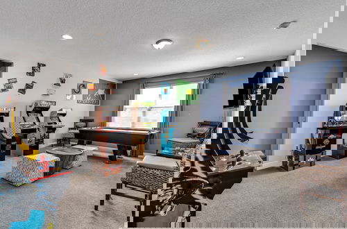 Foto 36 - Private Pool Arcade Game Room Home By Disney 8 Bedroom Home by RedAwning
