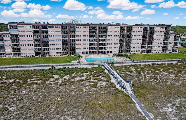 Comfy Upper Unit Condo to Enjoy the Beach or the Fishing by RedAwning - Foto 48