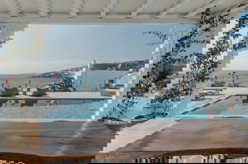 Foto 1 - Mymykonos Beachfront Villa