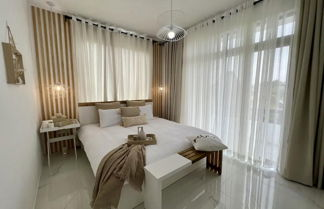 Photo 2 - Captivating Brand New Apartment in Pereybere