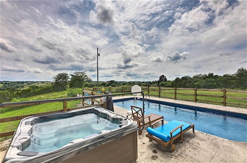 Photo 22 - Chic Williamstown Retreat With Pool & Hot Tub