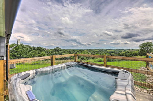 Photo 6 - Chic Williamstown Retreat With Pool & Hot Tub
