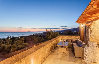 Foto 1 - Mani Panoramic Seaviews - Luxury Summer Haven