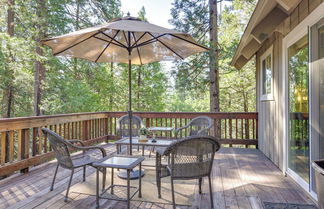 Foto 1 - Forested Cold Springs Cabin w/ Wood-burning Stove