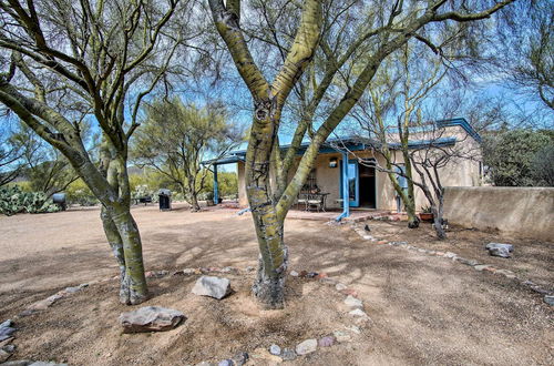 Foto 3 - Sunny Tucson Home w/ Patios on 5 Acres