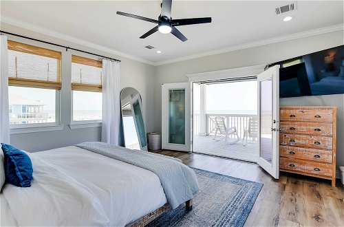 Photo 42 - Freeport Beachfront Home w/ Deck, Ocean Views