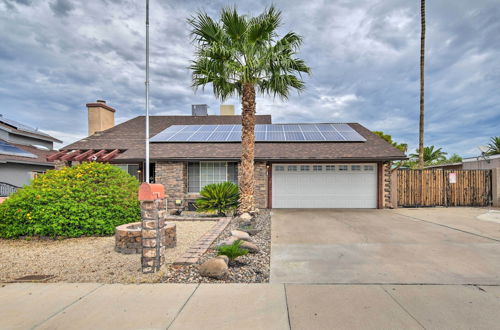 Photo 31 - Relaxing Phoenix House w/ Hot Tub & Heated Pool