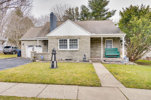 Photo 3 - Sodus Point Vacation Rental: Steps to Lake Ontario