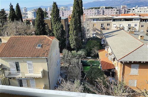 Photo 40 - Charming 4 Sleeper Apartment in Split