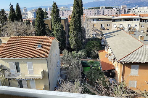 Photo 14 - Charming 4 Sleeper Apartment in Split