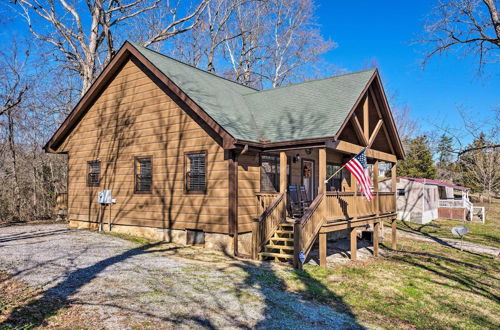 Photo 23 - Modern Cabin w/ Grill Near Golf & Bass Fishing