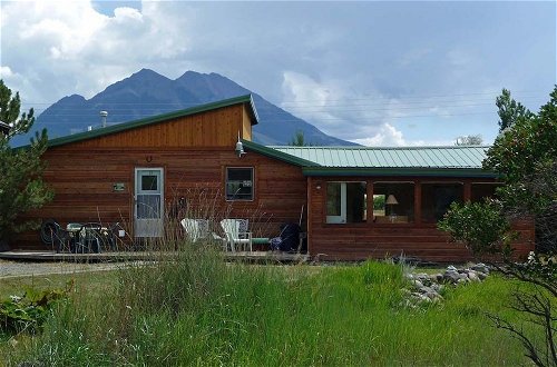 Photo 1 - Emigrant Cabin on 10 Acres W/bbq & Peaceful Views