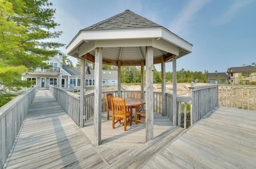 Photo 14 - Chic Townhome on Lake Huron w/ Private Beach