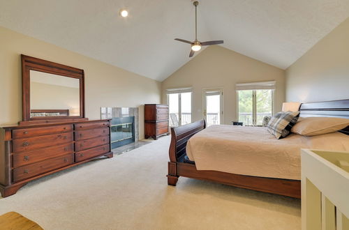 Photo 5 - Chic Townhome on Lake Huron w/ Private Beach