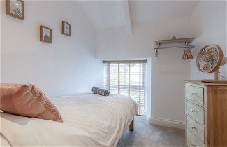 Photo 3 - Flat 2 - 2 Bedroom Apartment - Tenby