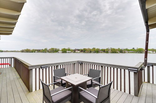 Photo 26 - Riverfront Elkhart Rental: Deck & Ping Pong Table