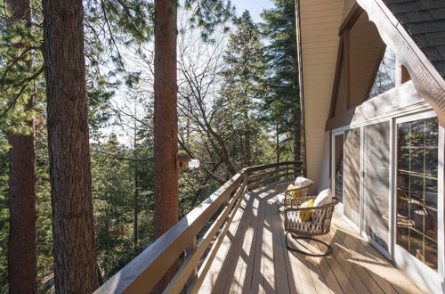 Photo 17 - Boho-chic Lake Arrowhead Hideaway w/ 2 Decks