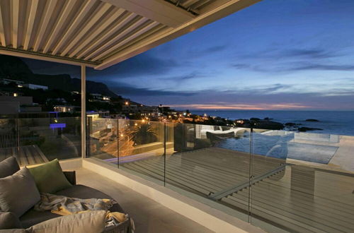 Photo 39 - Barley Beach Luxury Penthouse - Camps Bay