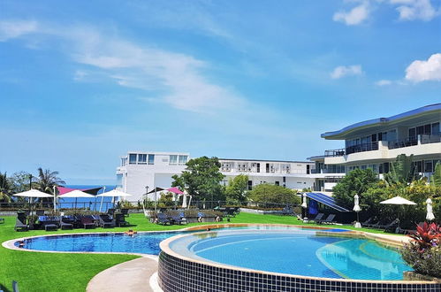 Photo 3 - G202 Sea View Swimming Pool Jacuzzi 500m to the Beach