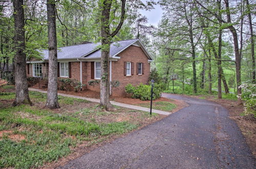 Foto 17 - Spacious Family Home - 17 Miles to Winston-salem